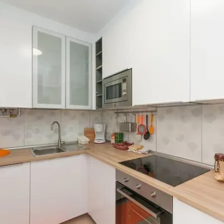 4 Playa Surf Cine- Parking Y Terraza * San Sebastián