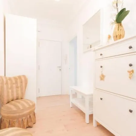 4 Playa Surf Cine- Parking Y Terraza 산세바스티안