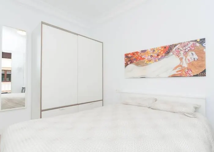 4 Playa Surf Cine- Parking Y Terraza San Sebastian