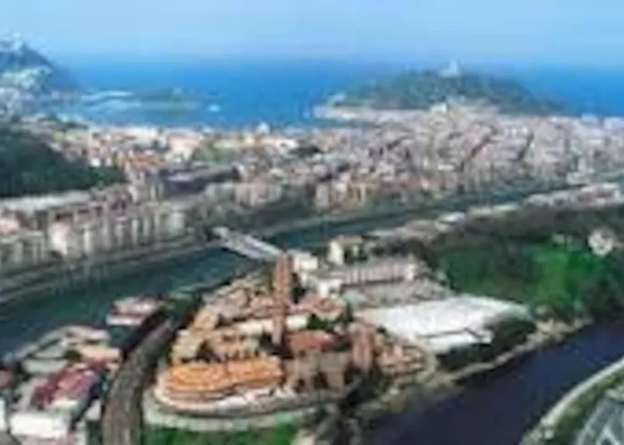 4 Playa Surf Cine- Parking Y Terraza 아파트